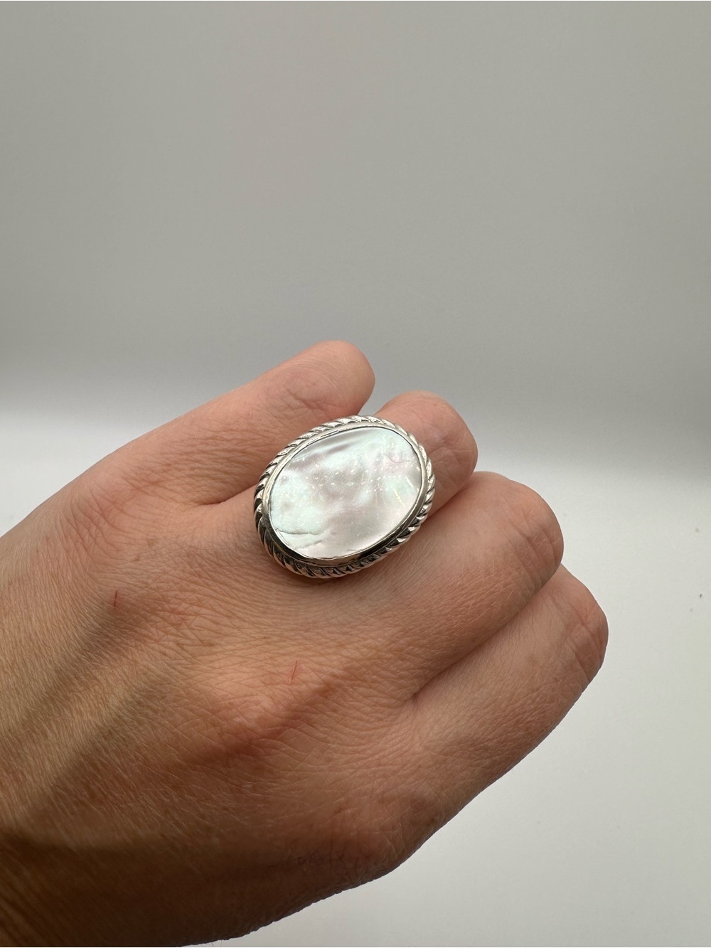 925 Sterling Silver Mother Of Pearl Statement Ring